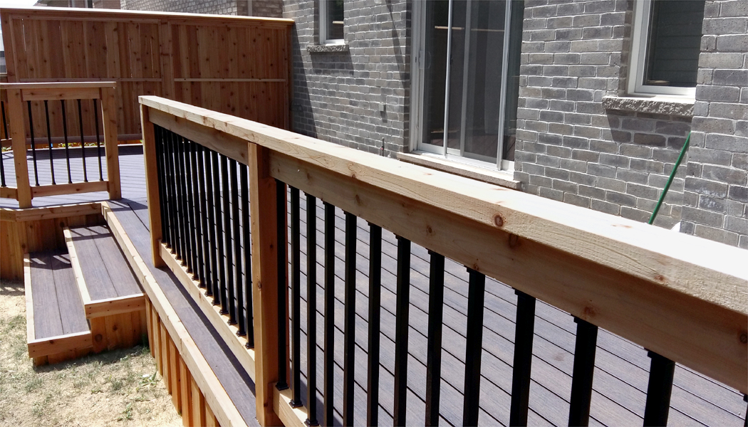 Cedar Railing & Composite Floor