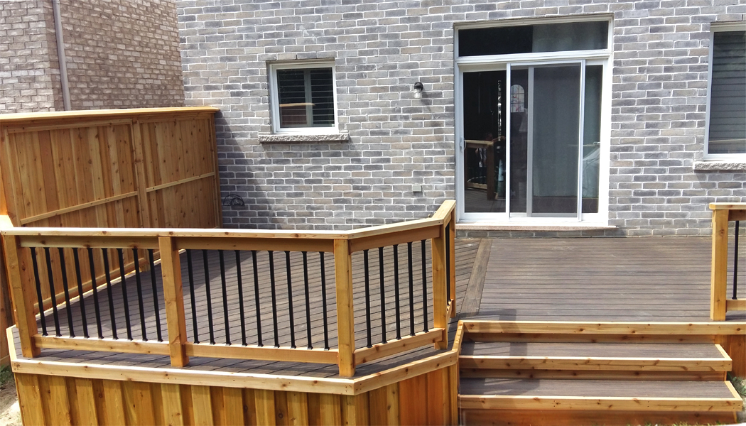 Cedar Railing & Composite Floor