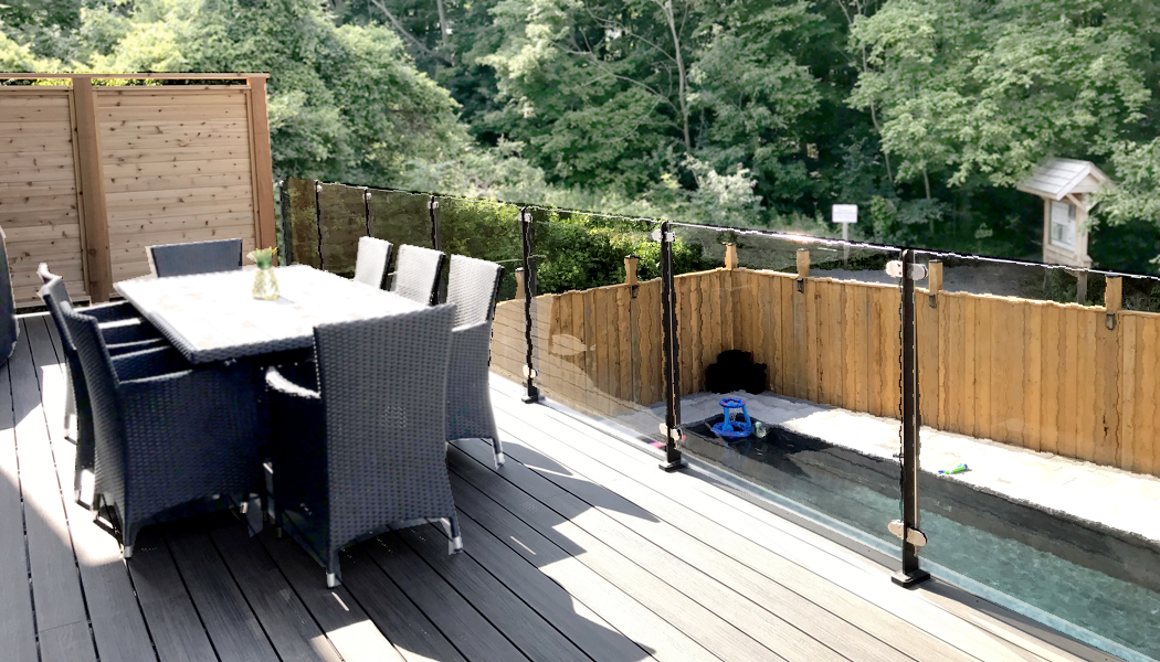 Aluminum+InvisiRail® Composite Deck