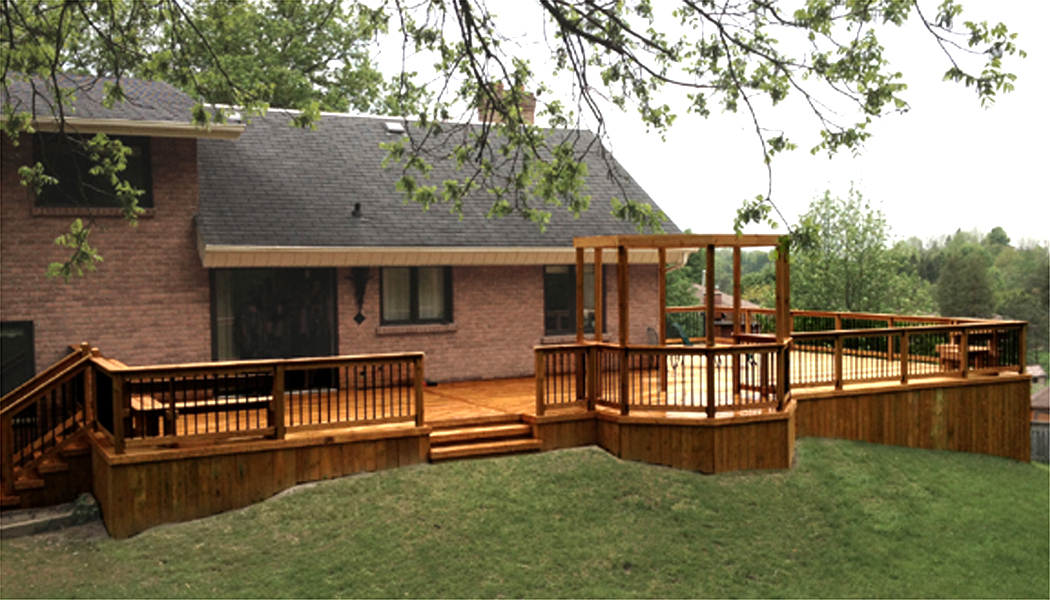 Large Corner Deck