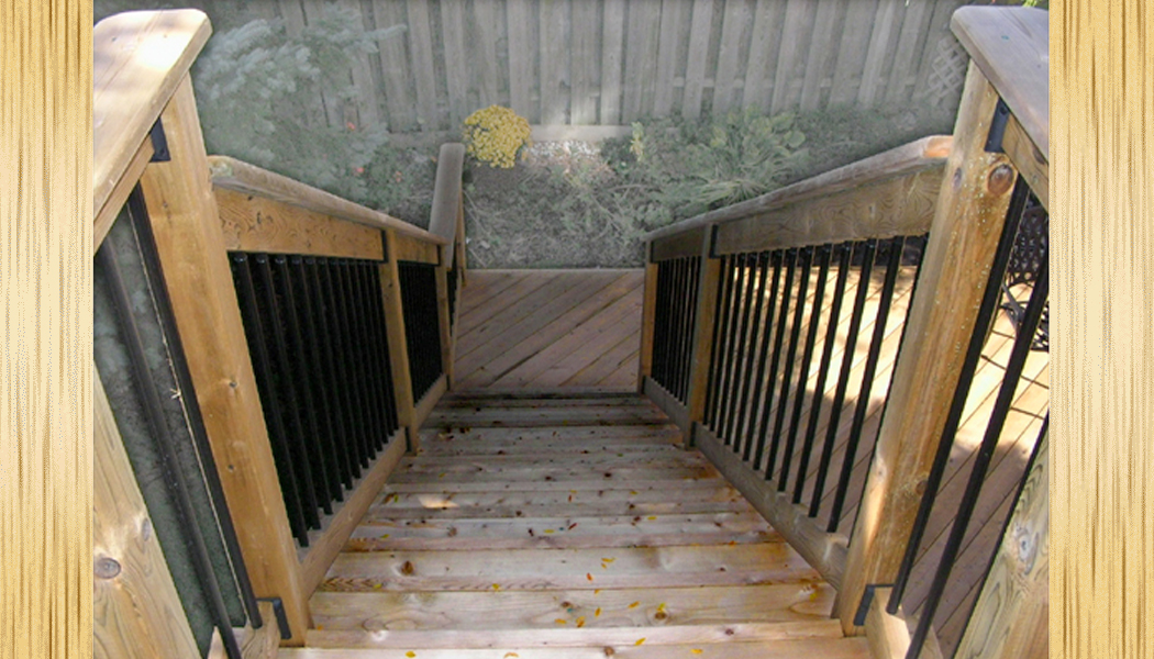 Upper & Lower Level Deck